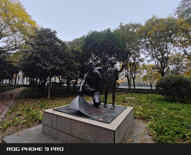 o详细评测：185帧极致流畅！背屏趣味拉满PP电子手机aPPROG游戏手机9 Pr(图13)
