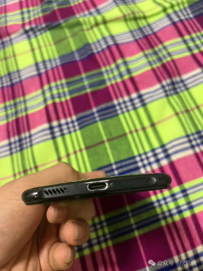 +165Hz屏！红魔7游戏机依然强悍PP电子游戏450元=骁龙8Gen1(图5)